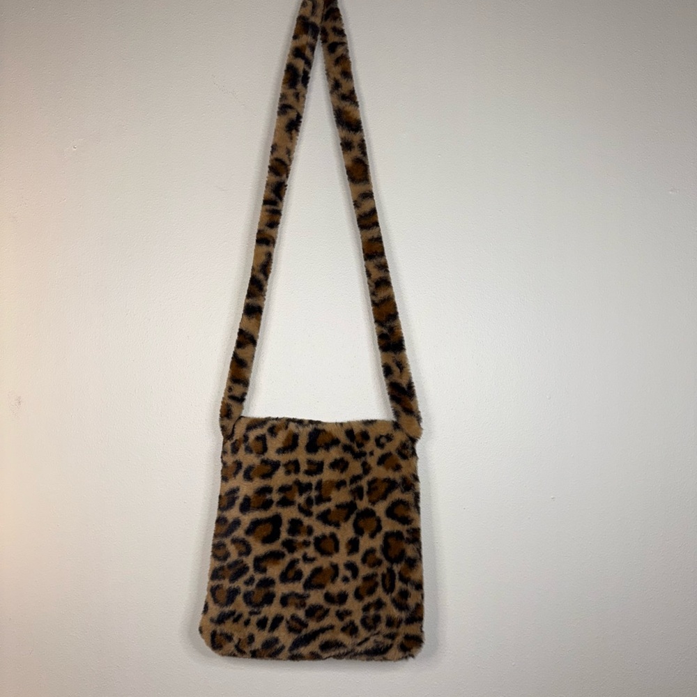 Leopard Print Faux Fur Crossbody Bag